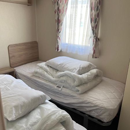 PG173 Golden Palm Resort 6 Berth Caravan Chapel Saint Leonards Buitenkant foto