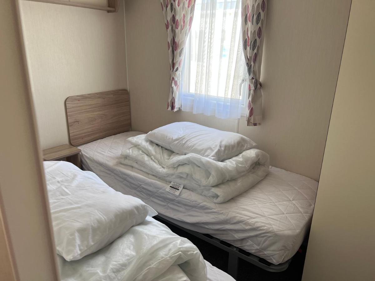 PG173 Golden Palm Resort 6 Berth Caravan Chapel Saint Leonards Buitenkant foto