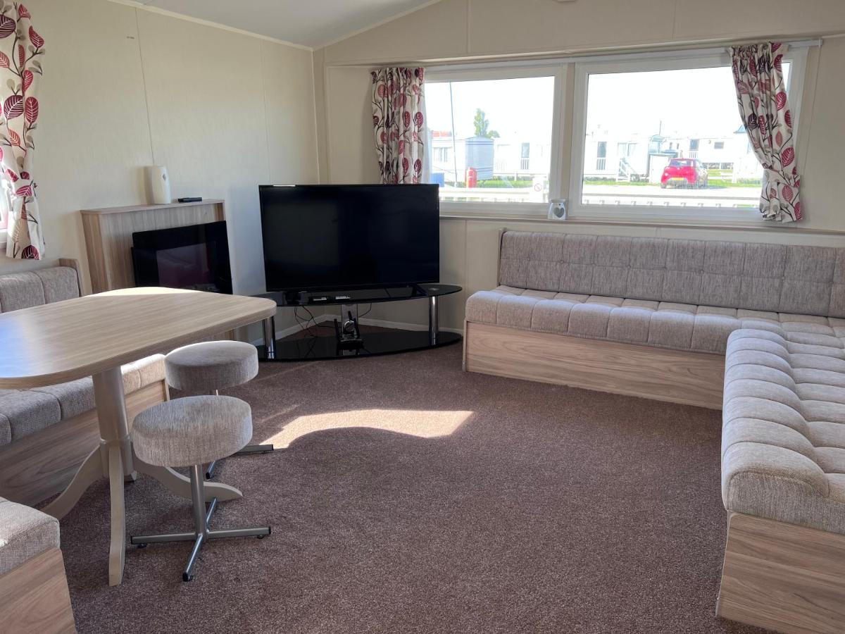PG173 Golden Palm Resort 6 Berth Caravan Chapel Saint Leonards Buitenkant foto